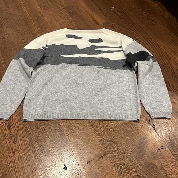 Kier and J Women’s Cashmere Sweater Grey and White Size Medium - Picture 2 of 4